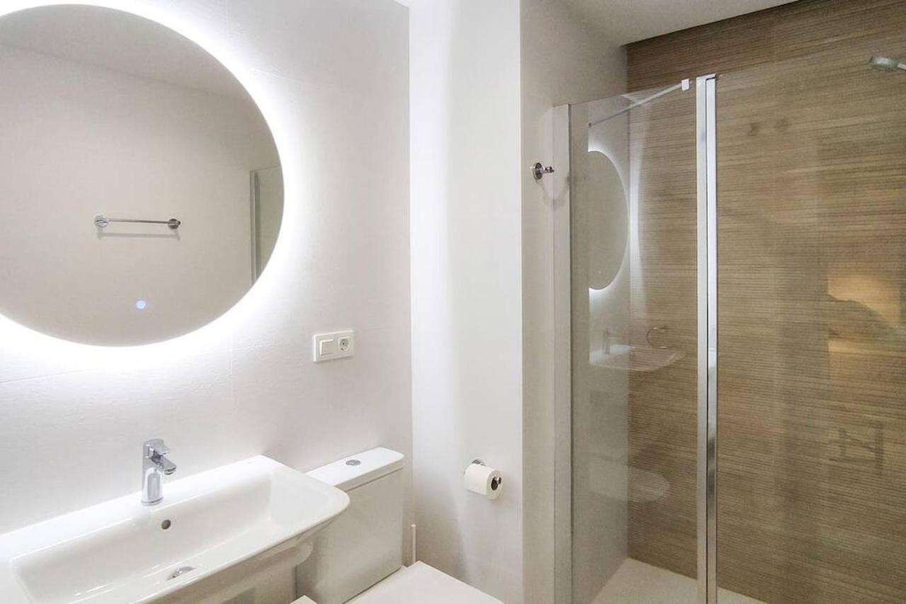 Edificio Ollerias By Sharingco Apartment Малага Екстериор снимка